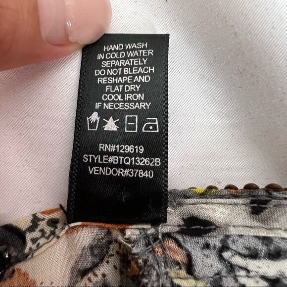 BKE Buckle Lace Over Lay Bohemian 3/4 Sleeve Top Womens Size Large - Picture 16 of 16